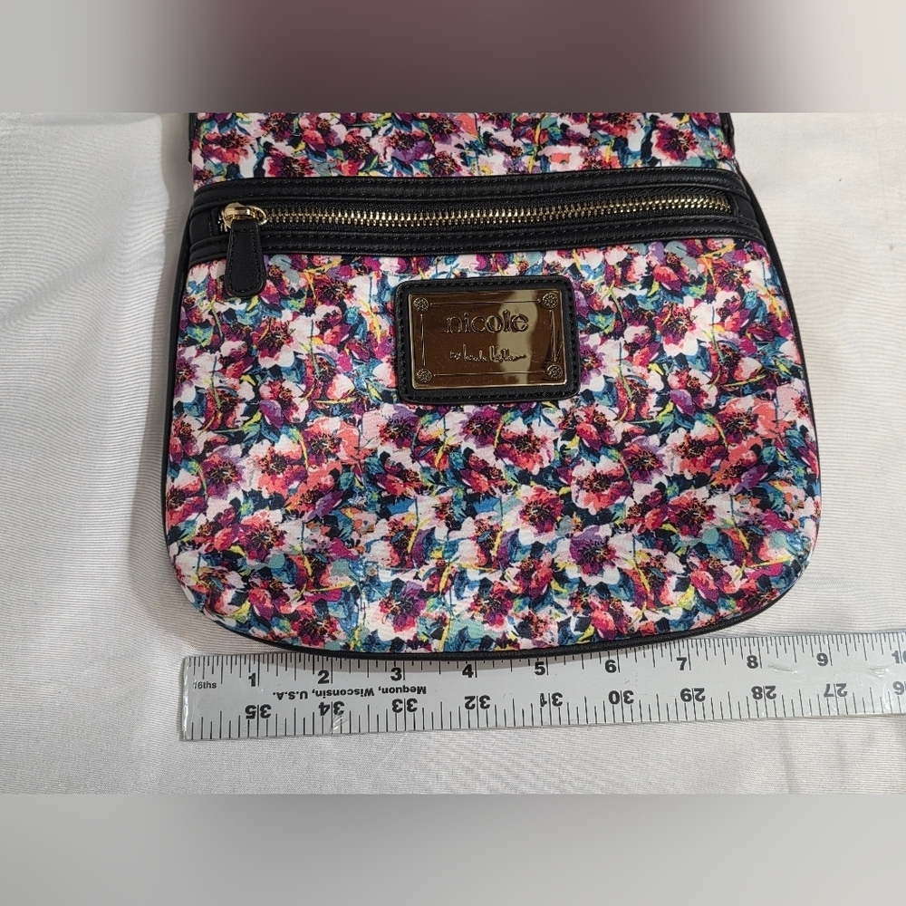 Nicole By Nicole Miller Pansy Multicolor Crossbody Bag With Goldtone Hardware - Picture 9 of 13